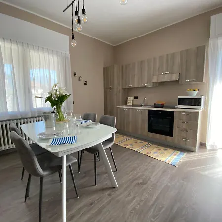 Apartment Renzo, Dongo, Di *