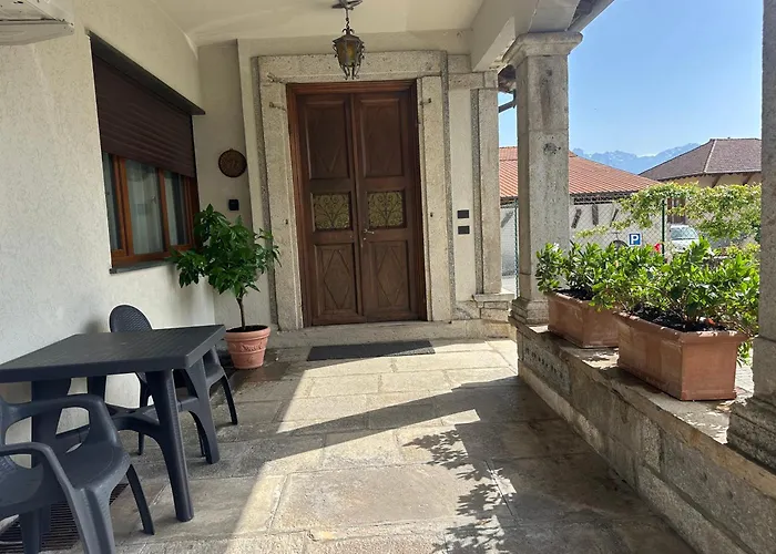 Lägenhet Renzo, Dongo, Di